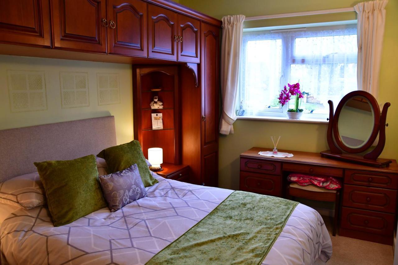 Entire Niche Apartment Hildenborough Luaran gambar